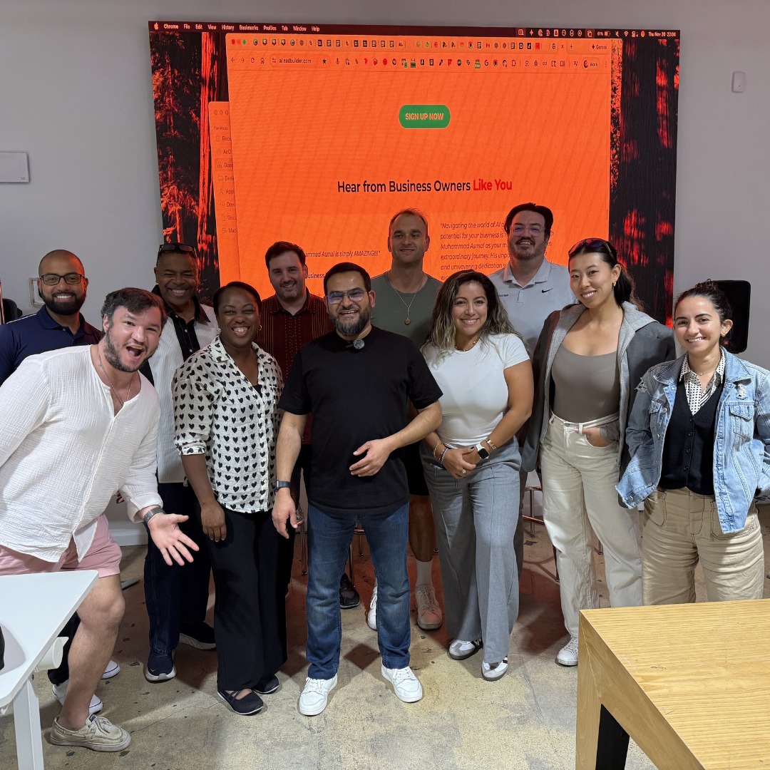 Muhammad Asmal with workshop attendees in Miami
